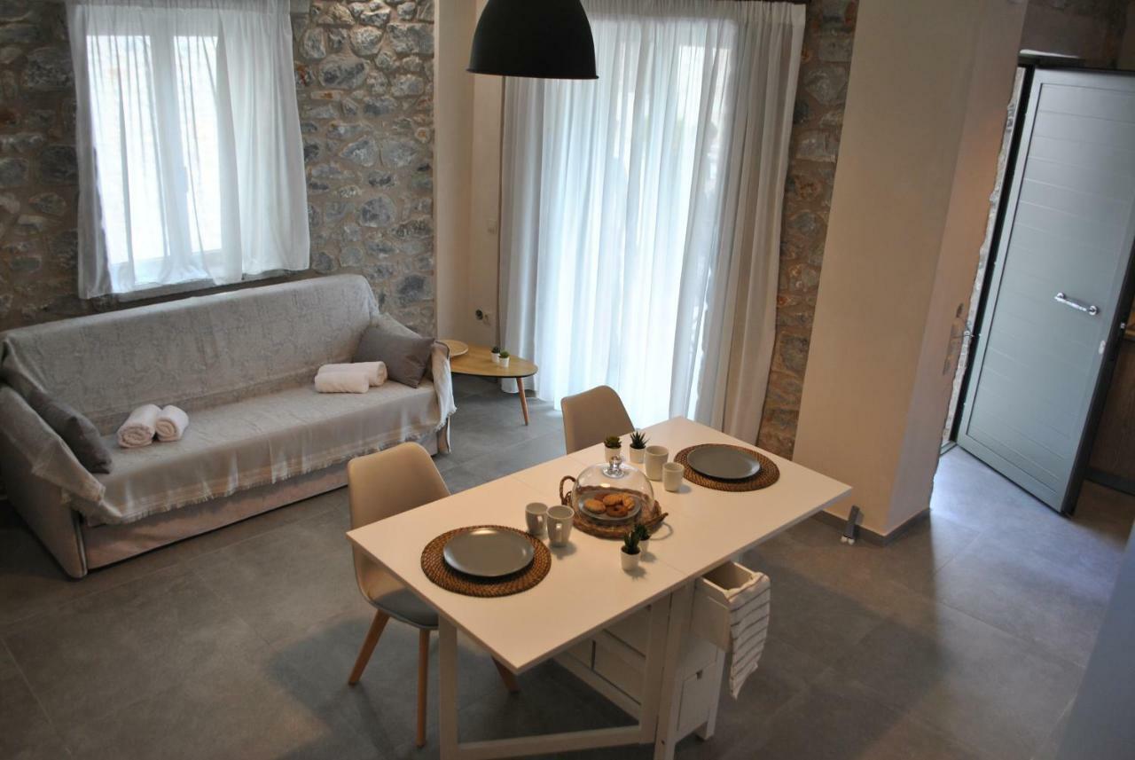 Petras Gi - Stone Houses Ступа Екстериор снимка